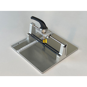 Improvement of workability in the alignment process during glass cutter manufacturing GOKO EV-6HD