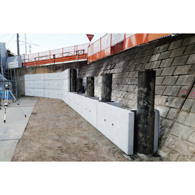 Steel pipe pile + concrete panel method "SP Wall"