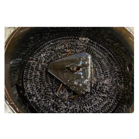 Purification of lubricating oil for vacuum pumps in vacuum carburizing furnaces.