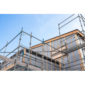 What is the method for calculating the materials and quantities needed for scaffold assembly?