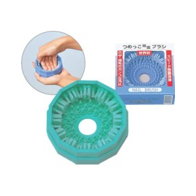The savior for stubborn oil stains on fingertips! Nail cleaning disinfecting brush.