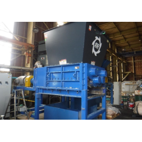 We are conducting demonstration tests for crushing using two types of two-shaft and four-shaft crushers!