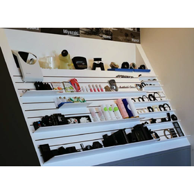 Plastic molding × Daiwa Gosei for lightweight automobiles and environmentally friendly products.