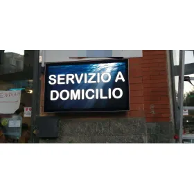 32-inch high-brightness LCD digital signage, maintenance-free