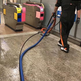 駅改札_事例1.jpg