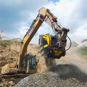 バケットクラッシャーBF80.3で現場発生材を破砕