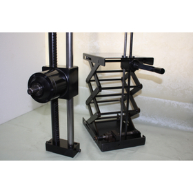 ツインシャフト　ラックジャッキ