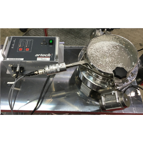 Artech Systems製超音波発振器付小型振動ふるい機　初展示です！