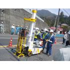 当社は、25年以上の実務経験の中で、独創的なソリューションを提供してきました。
ある時は機器やシステムを自社でカスタマイズし、ある時は既存の機器を組み合わせて新しい価値観をつくりあげてきました。
これらの経験の中から「もっとこんなものがあればおもしろいんじゃないか！」「もっとこんなものが世の中に望まれているのではないか！」と、技術者としての誇りと探求心を失うことなく、
新しい機器やシステムの開発を継続しています。この動きは今後も継続・加速させていくため、当項目はもっと増えていく予定です。ぜひ、ご期待ください。