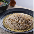 そば粉の風味を生かした冷凍生蕎麦から
簡便調理の茹で冷凍麺まで各種取り揃えております。