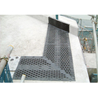 横目地と縦目地を接続する部分。
十字型、T字型さまざまな角度の接続に対応できます。