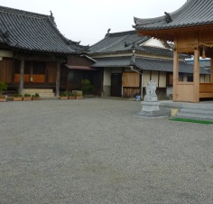 古瓦のリユース 「シャモット」