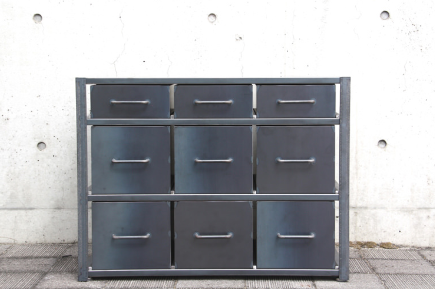 収納棚『Stocker』