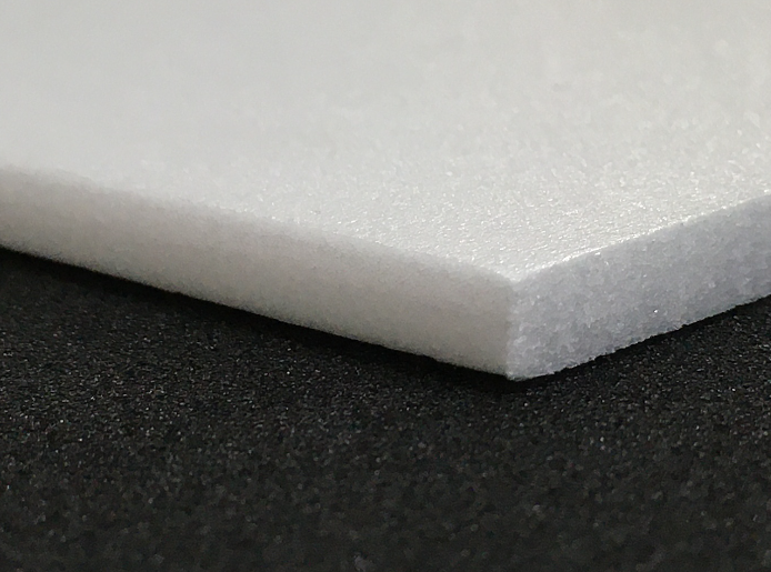 ポリスチレン発泡体『エスレンウッドパネル KM5018』