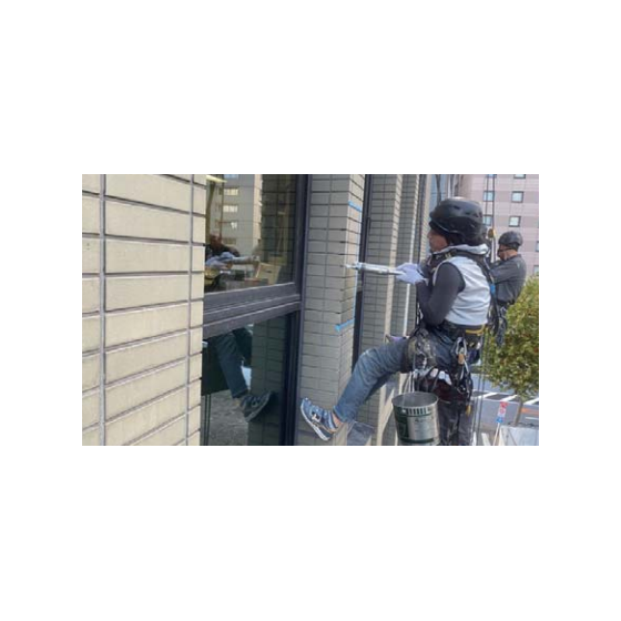 樹脂注入作業.png