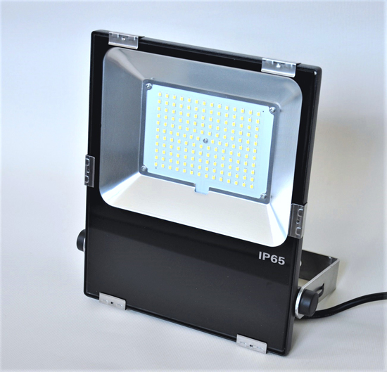 集魚灯兼船上作業灯『K100-A50W』