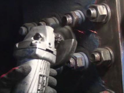 狭小部・添接部塗膜除去工法『ヒートレッド M-1』