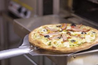 業務用冷凍ピザ　製造サービス