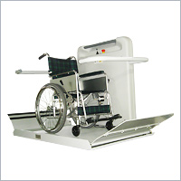 車いす用階段昇降機　ＢＣリフト　