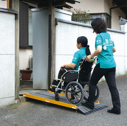 車いす用スロープ『段ない・ス FK』 シコク | イプロス