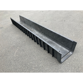 リサイクル製品　エコプラU字溝300