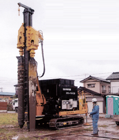 セメントを使わない地盤改良工事　スクリュー・プレス工法