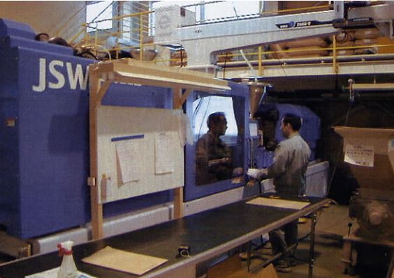 プラスチック加工サービス