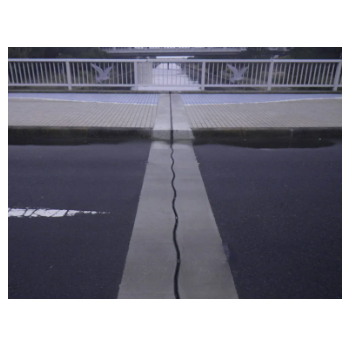 【コラム】地覆とは 道路の安全確保と路面の排水処理を担う | クリテック工業 - Powered by イプロス