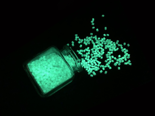 高輝度蓄光ペレット『PLC-Pシリーズ』LED照明対応！ | 旭電通