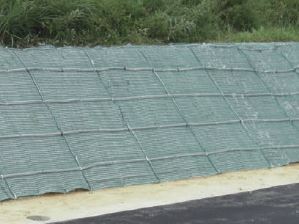 緑化資材『スーパーマットW』