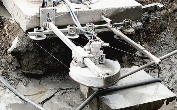 ワイヤーソーイング工法