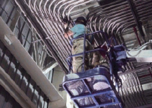 【用途】自動車