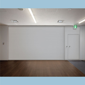 袖扉連動型防火/防煙シャッター『ポールレスコンビ』