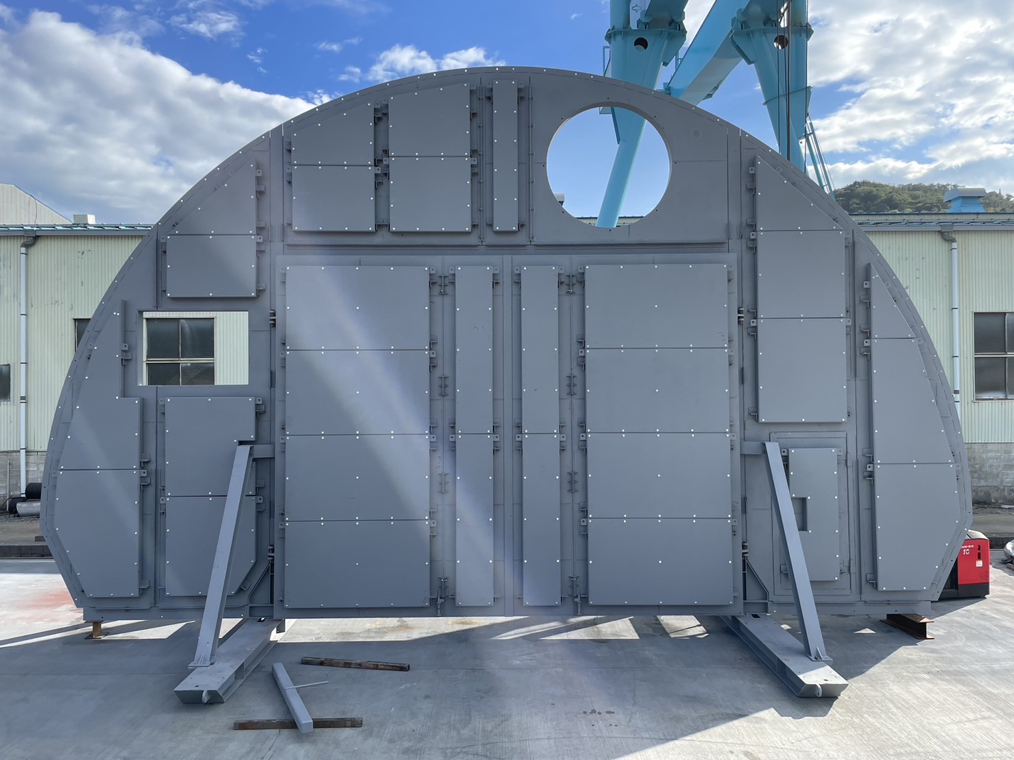 【トンネル工事】発破騒音低減用防音扉