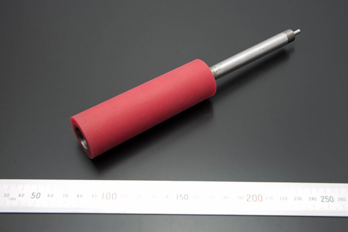 ゴムライニング|ウレタンローラーの製作やまき直しを1個から