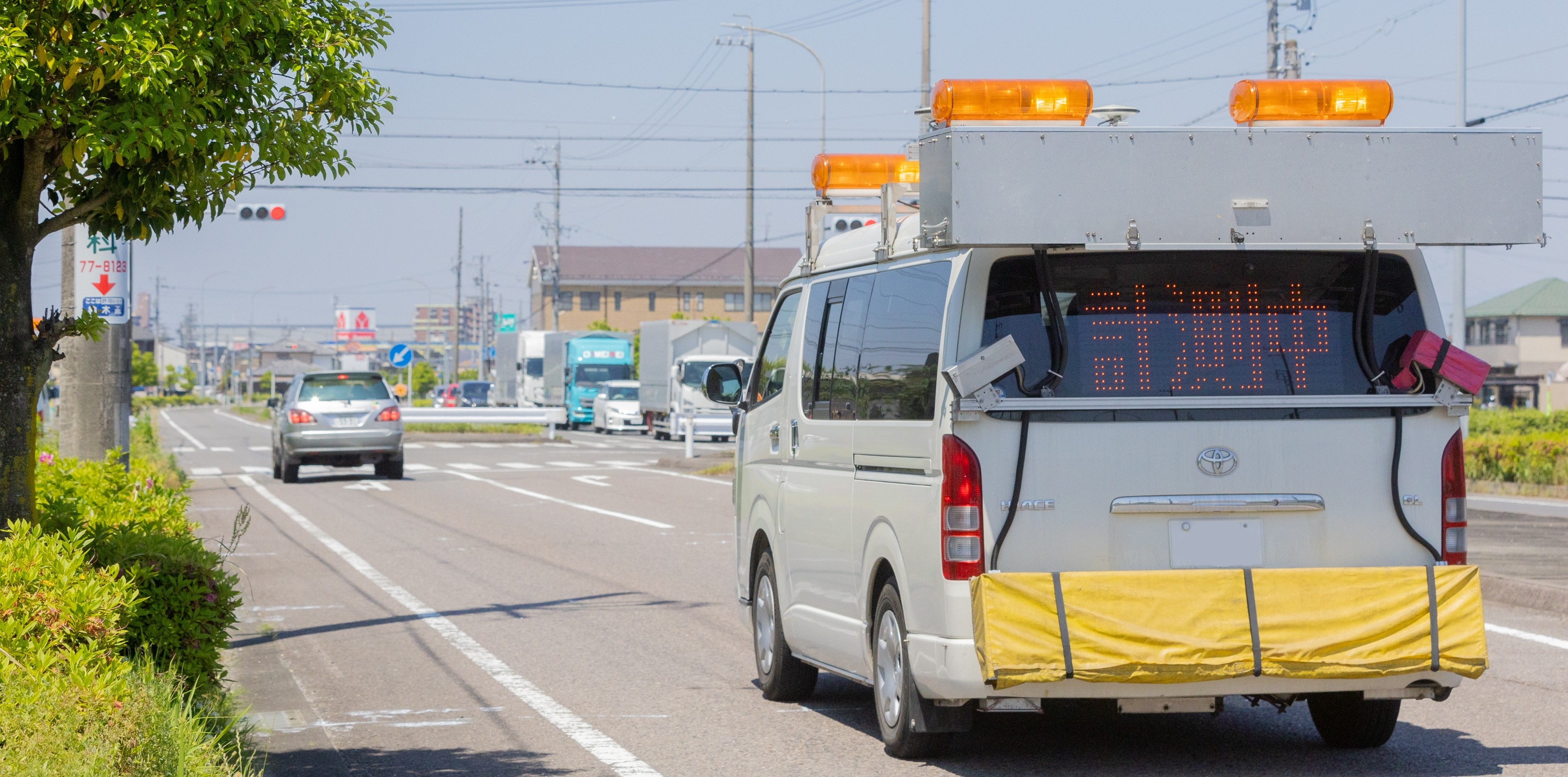 壊さず効率的に舗装評価 ― MCI・IRI・FWD非破壊調査