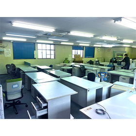 フリーアドレスとは？メリット・デメリットと導入事例をご紹介