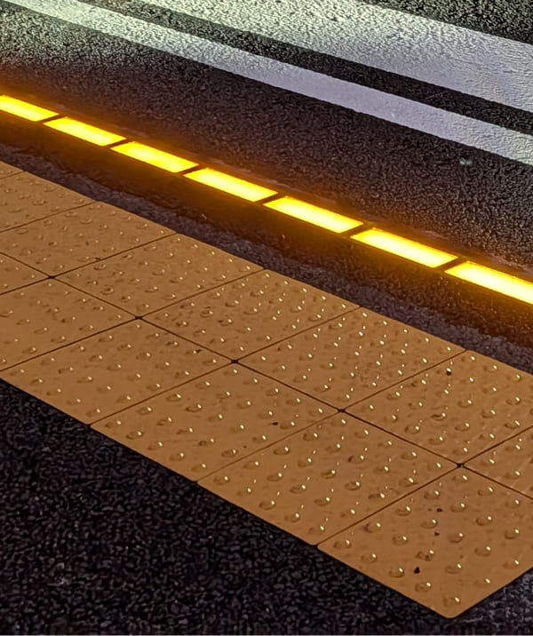 踏切警報灯(両面形) ecoK 東邦電機工業 | イプロス