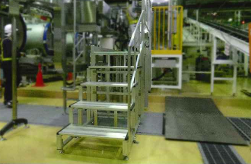 工場用アルミ製ステップ・仮設作業台