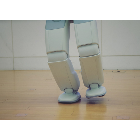 ロボット転倒防止.jpg