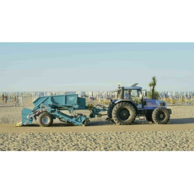 牽引式ビーチクリーナー・海岸清掃車 BeachTech 3000 製品画像