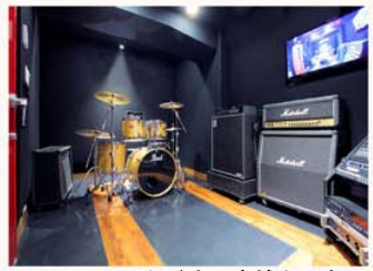 超速硬セルフレベリングカラー仕上げ材『フッコーカラーフロア』