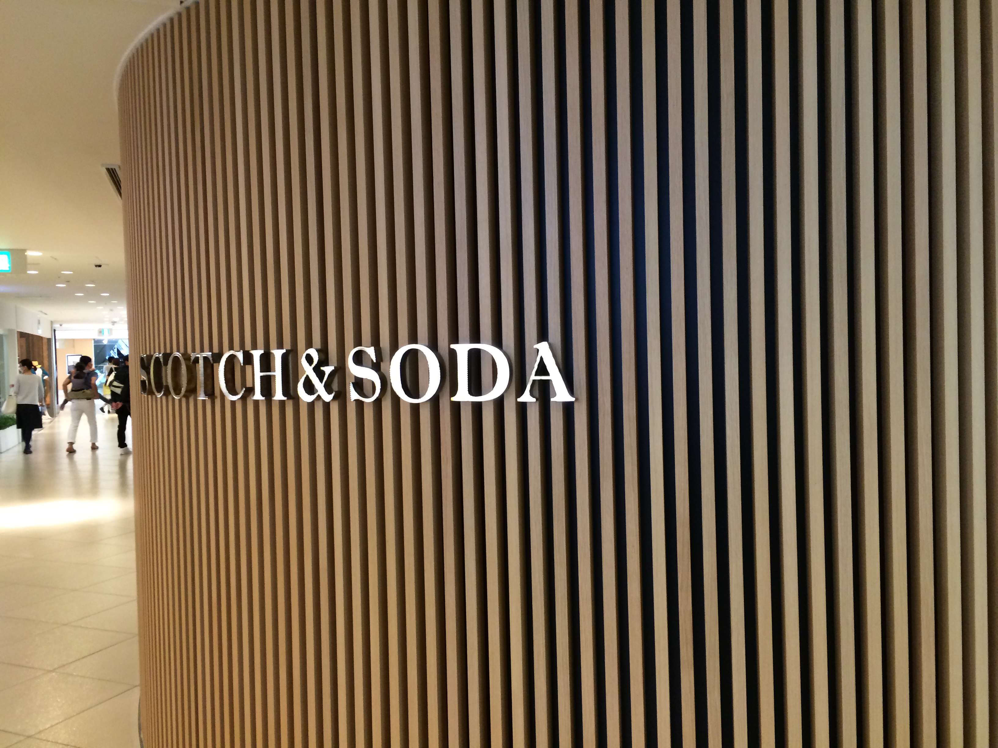 【店舗向け】不燃突板内装システム　ファンシールーバー嵌合式