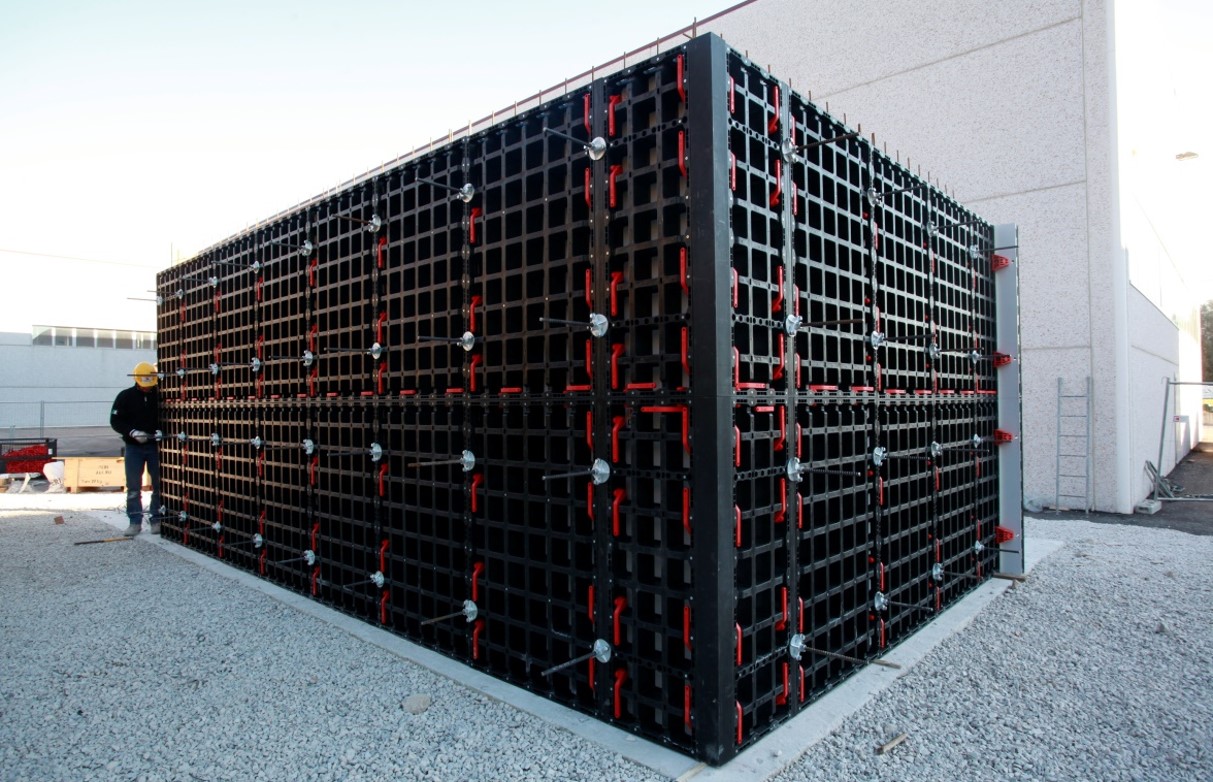 【建設現場ご担当者様向け】軽量型枠システム 『PERI DUO』