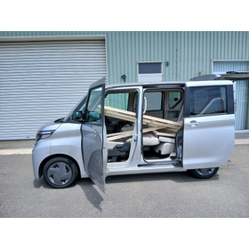 Infill substrate that can be transported by a light vehicle even in emergencies.