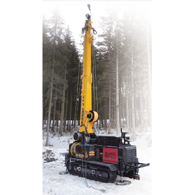 自走式クローラー型タワーヤーダー『KMR4000U』