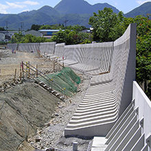 【造成向け】『ハイ・タッチウォール（耐震型）』