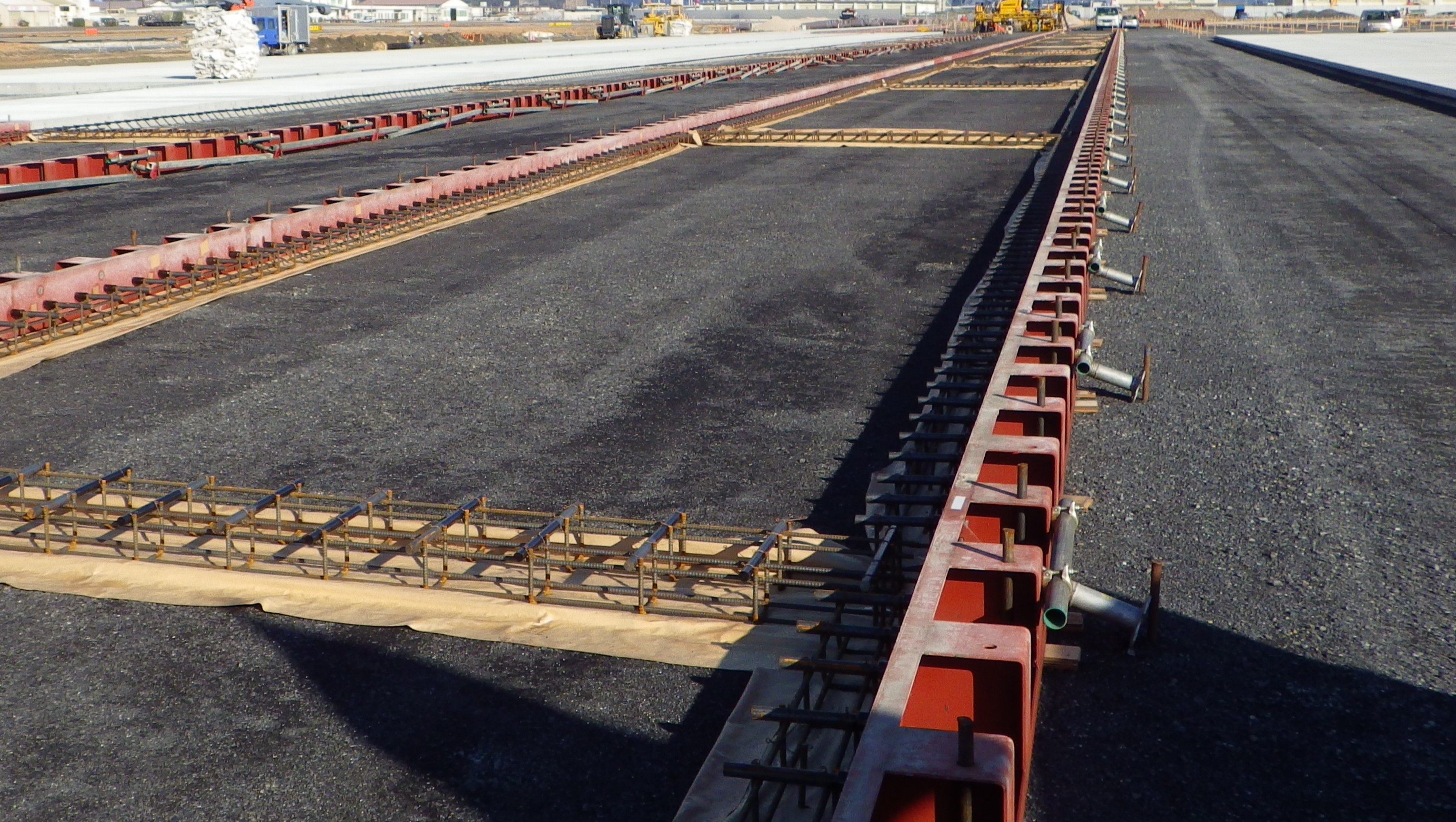 【コンクリート舗装】コンクリート舗装用鋼製型枠