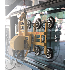 カーテンウォール取付マシン『カーテンウォーカーV』 画像.png