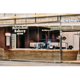 人工大理石　スタロン（Staron）